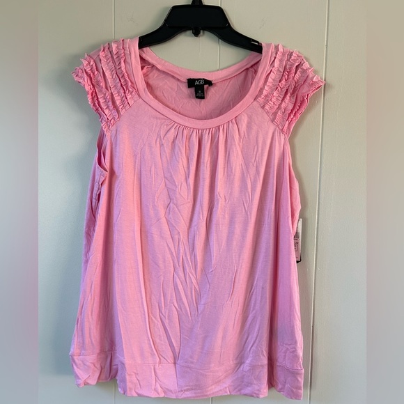 NWT AGB Top - Picture 1 of 5